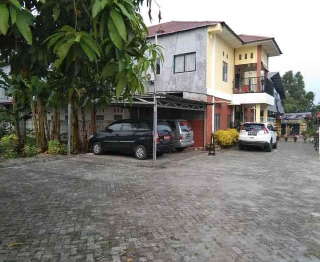 Penginapan Syariah Parit  Ngoại thất bức ảnh